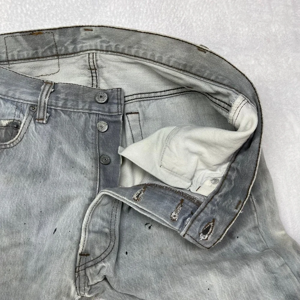 Levi's Straight‎ Jeans Men's Blue Denim Pockets Classic Button Fly 32X30 - Flaws